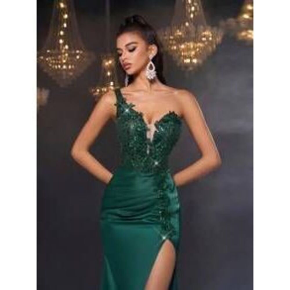 Glamrae Elegant And Gorgeous Dark Green One-Shoulder Suspender Beaded Sequined …